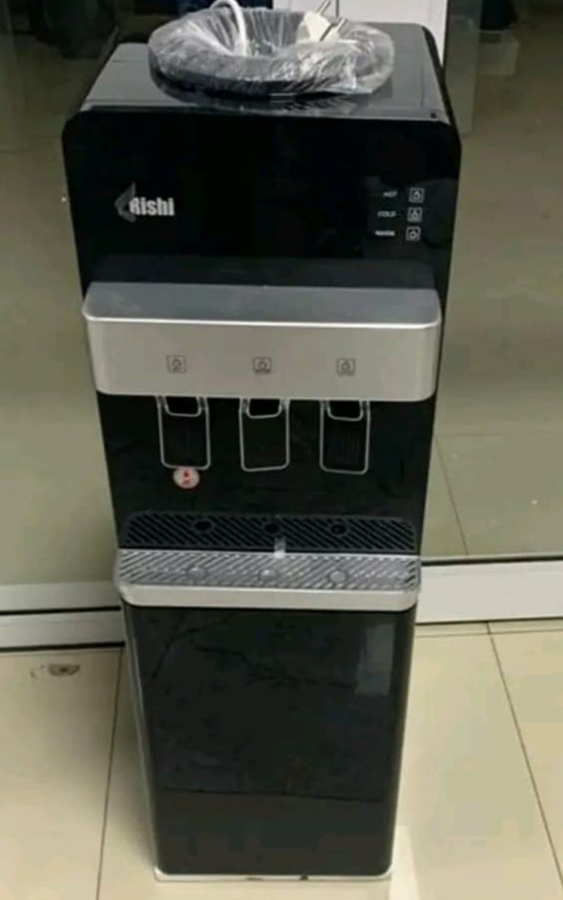 Water Dispenser - Image 4