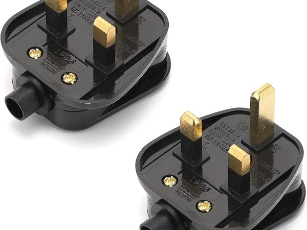 13A UK Plug Top Black